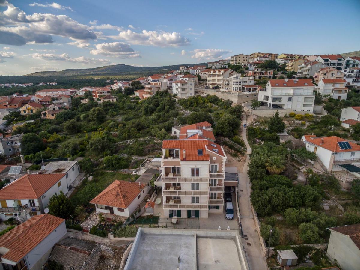 Villa Flores Rogoznica  Buitenkant foto