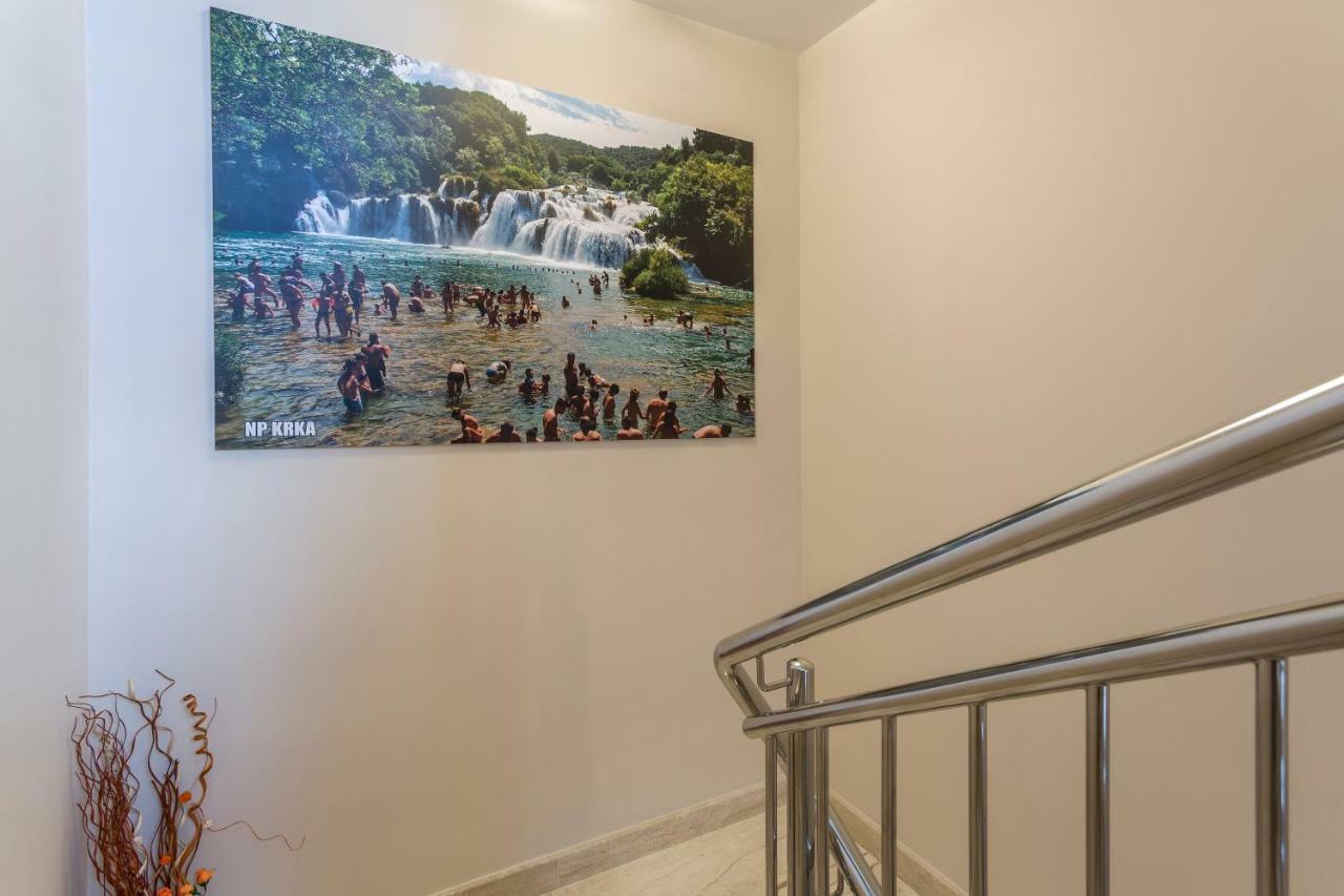 Villa Flores Rogoznica  Buitenkant foto